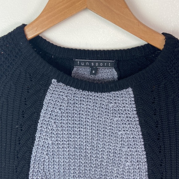 ✨3/$25✨ Funsport Waffle Knit Long Sweater - S - Picture 5 of 8